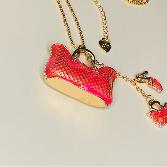 👠🆕 Betsey Johnson Style - Red Enamel Crystal Handbag with Charms - Picture 2 of 8